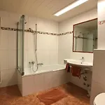 Robert - Bechlwirt Apartment *